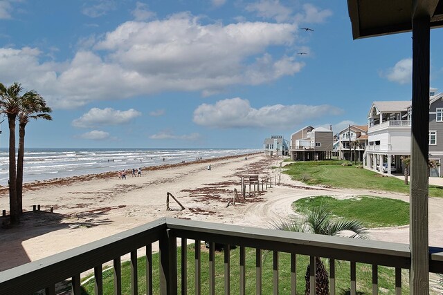 4242 Pelican Ln, Galveston, TX 77554 - water view featuring nearby beach