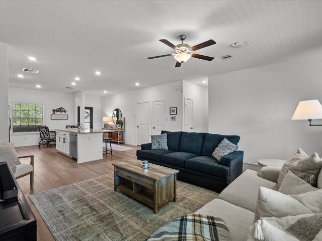 1824 Oakdale Mist Dr, Dickinson, TX 77539 - photo 13
