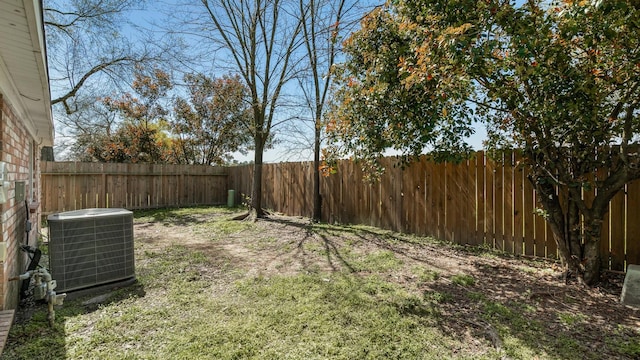 31311 N Head Dr, Spring, TX 77386 - fenced backyard featuring central air condition unit