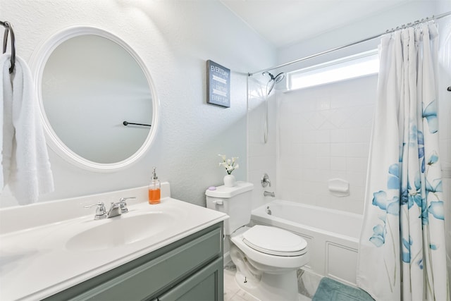 bathroom with shower / tub combo with curtain, vanity, and toilet