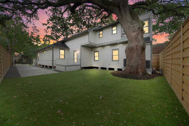 608 W Main St, Houston, TX 77006 - back of house with a wooden deck