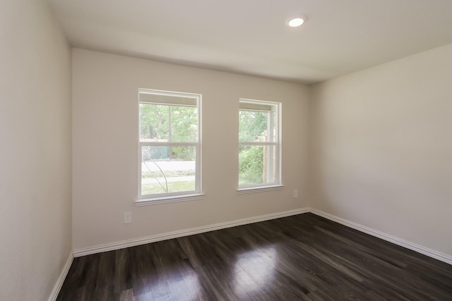 862 Rachel St, Houston, TX 77091 - unfurnished room featuring dark wood-type flooring and baseboards