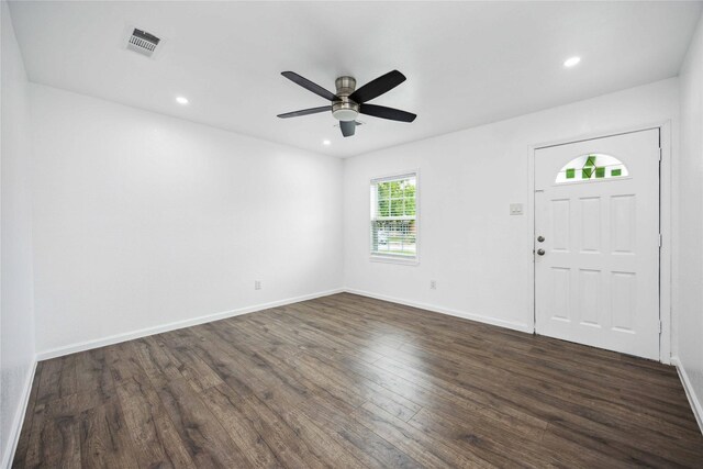 508 Kalmer St, Pasadena, TX 77502 - foyer featuring dark wood-style floors, ceiling fan, recessed lighting, and baseboards