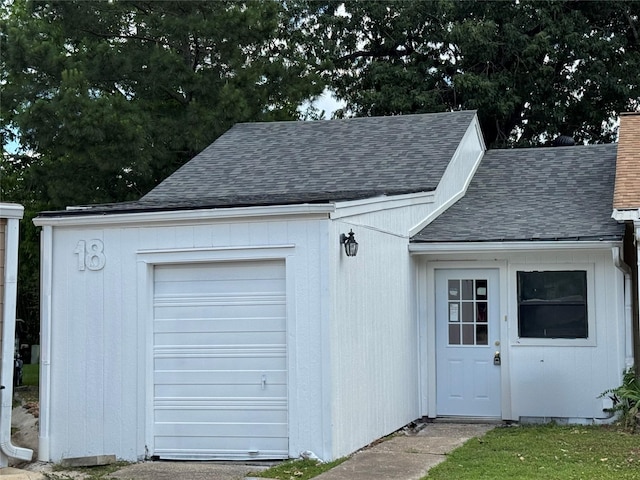 18 Townhouse Ln Unit 18, Trinity, TX 75862 - view of garage