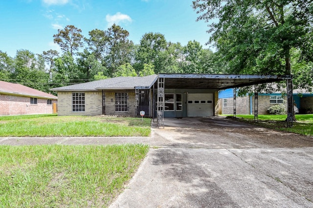 9923 Valley Sun Dr, Houston, TX 77078 - view of front of home with driveway, an attached garage, a carport, and a front lawn