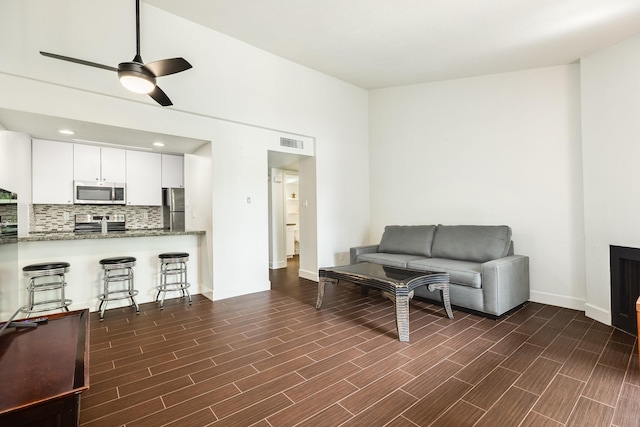 7098 N Holiday Dr, Galveston, TX 77550 - photo 6