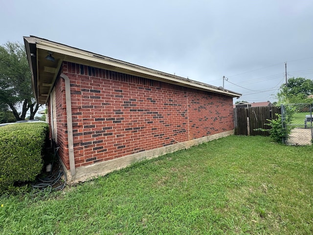 1450 Allegro Dr, Dallas, TX 75241 - view of property exterior with brick siding