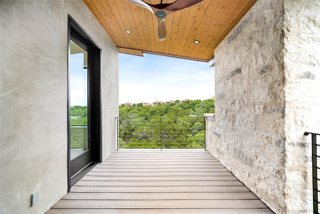 balcony with ceiling fan