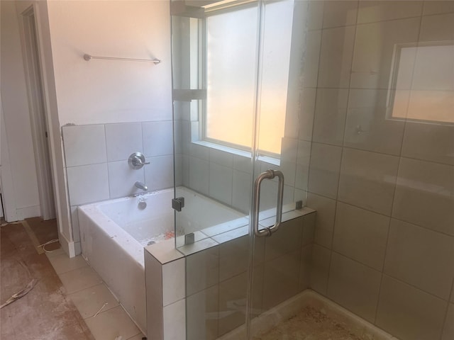 15198 Prairie Mill Dr, New Caney, TX 77357 - full bath featuring a bath and a shower stall