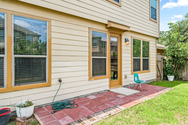 2706 Redwing Grove Way, Houston, TX 77038 - property entrance featuring a patio