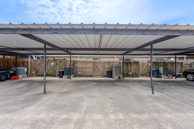 7938 Leonora St Unit B19, Houston, TX 77061 - covered parking lot with fence
