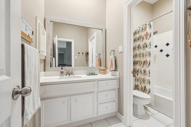 15411 Parkwood Way, Houston, TX 77059 - bathroom featuring tile patterned flooring, toilet, vanity, and shower / bath combo with shower curtain