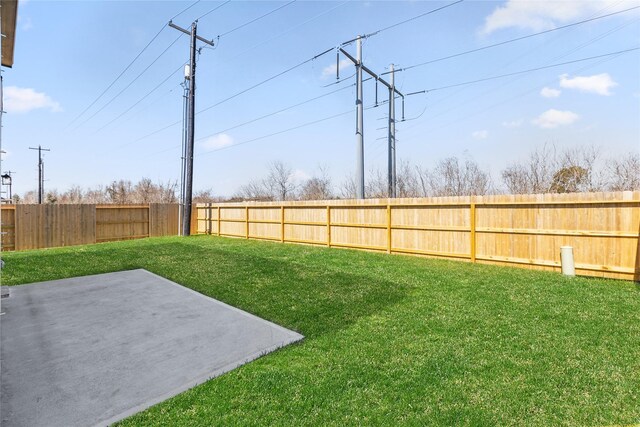 404 Kendall Crest Dr, Alvin, TX 77511 - view of yard featuring a patio area