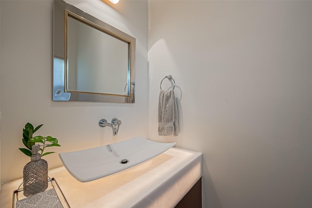 1510 Yale St Unit B, Houston, TX 77008 - bathroom with a sink