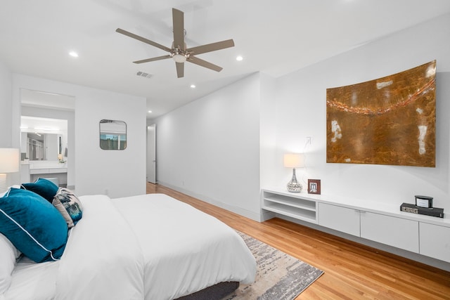 bedroom featuring light wood-style floors, recessed lighting, and ceiling fan