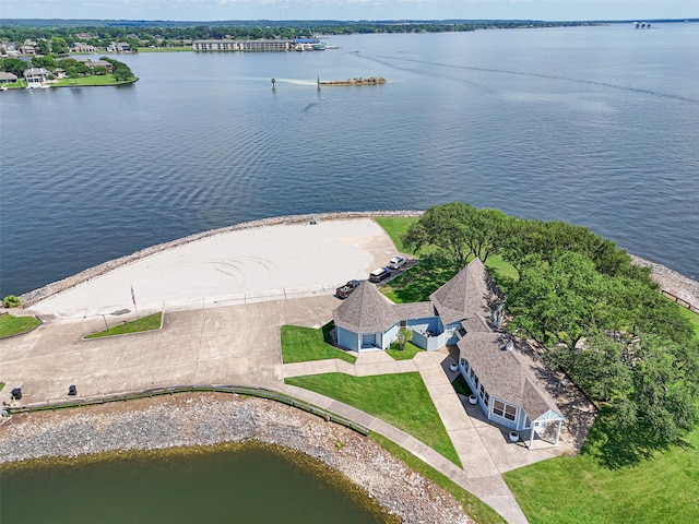 1924 Clipper Ct, Willis, TX 77318 - view of subject property featuring a large body of water