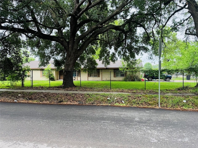 9411 Lomax St, Houston, TX 77093 - view of single story home