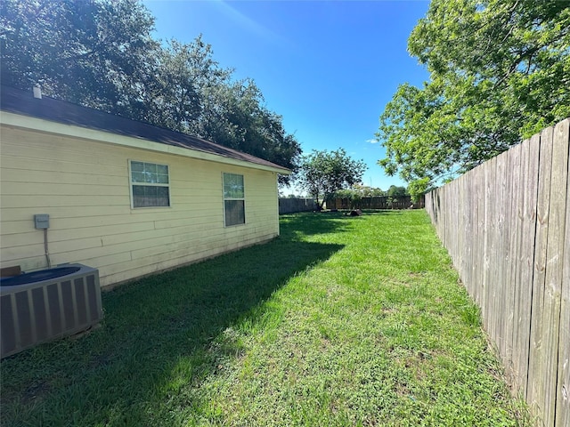view of yard with cooling unit