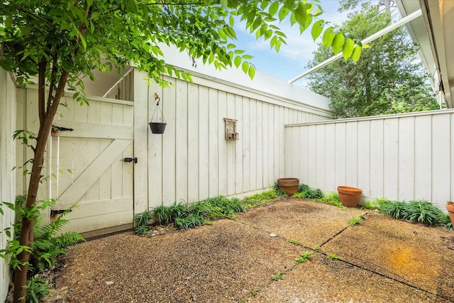 12709 Huntingwick Dr Unit 167, Houston, TX 77024 - view of patio / terrace featuring fence