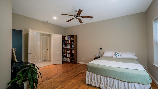 1609 W 24th St Unit B, Houston, TX 77008 - bedroom featuring wood finished floors, baseboards, ceiling fan, and recessed lighting