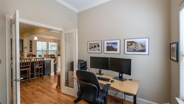 1609 W 24th St Unit B, Houston, TX 77008 - office space featuring crown molding and light wood-style floors