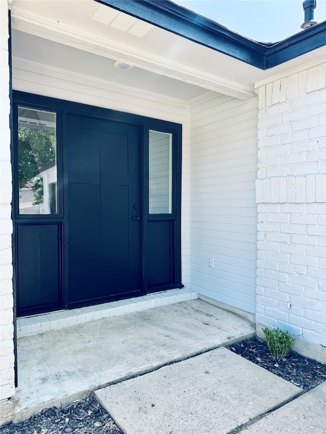 view of exterior entry
