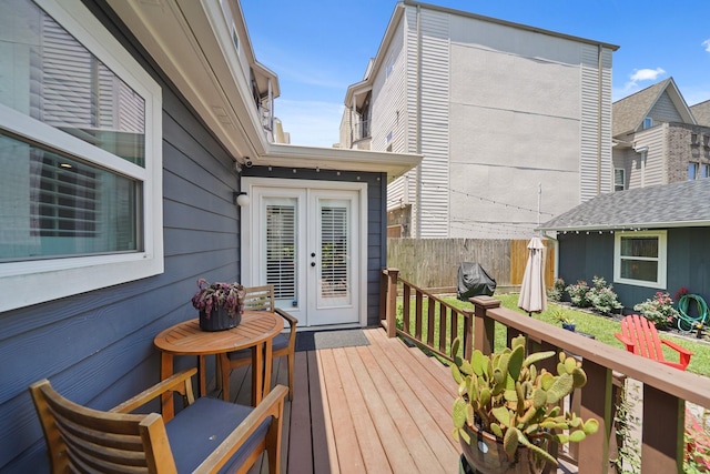 1710 Spring St, Houston, TX 77007 - deck with french doors and fence