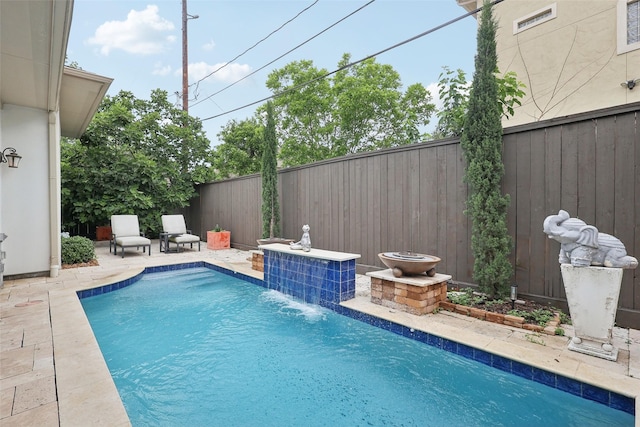 3109 Mcculloch Cir, Houston, TX 77056 - view of pool with a fenced backyard and a patio