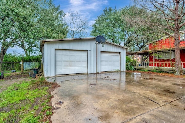 7027 Iowa Colony Blvd, Rosharon, TX 77583 - view of garage