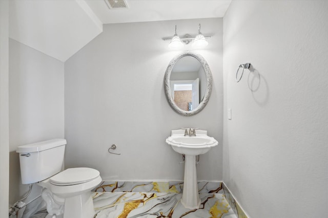 11127 Salento Ct, Richmond, TX 77406 - half bath with baseboards and toilet