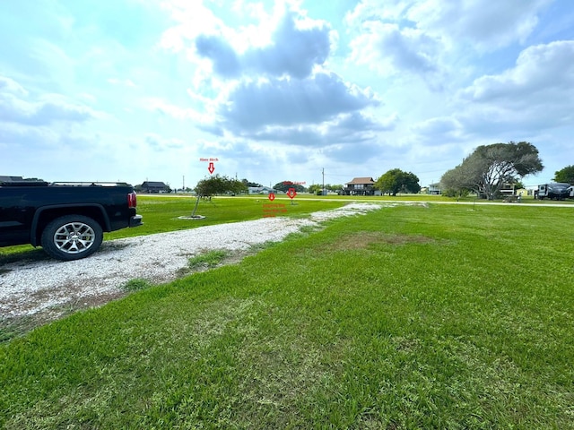 589 Swallow Dr, Palacios, TX 77465