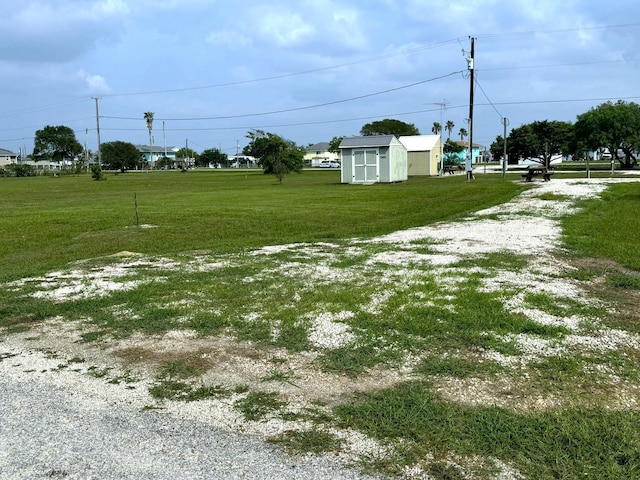 589 Swallow Dr, Palacios, TX 77465