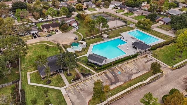 13702 Towne Way Dr, Sugar Land, TX 77498 - view of property location featuring a pool