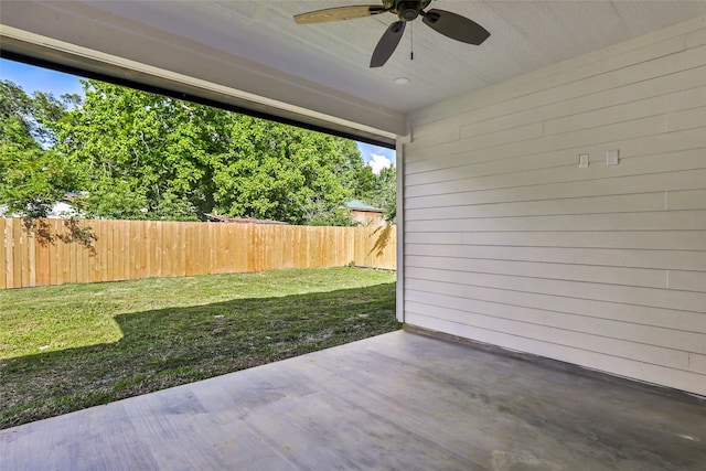 1107 N Main St, Dayton, TX 77535 - view of patio with ceiling fan