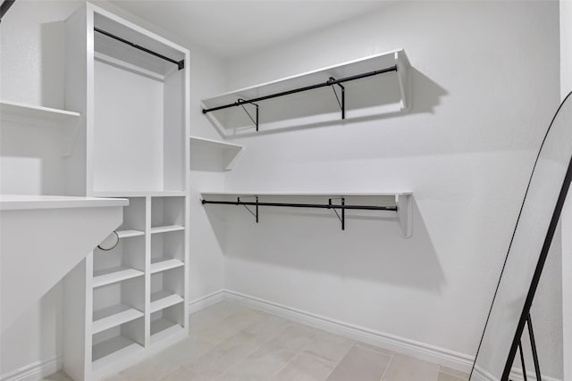 1107 N Main St, Dayton, TX 77535 - view of spacious closet