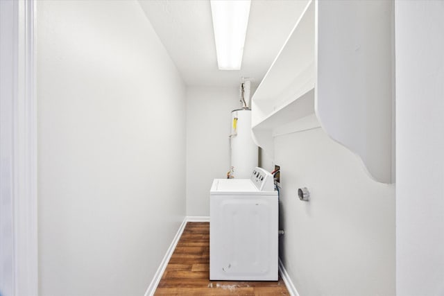 laundry room with water heater, wood finished floors, independent washer and dryer, and baseboards