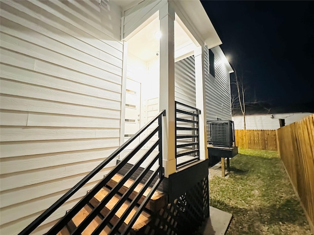 610 E 41st St Unit A B, Houston, TX 77022 - view of side of property with cooling unit