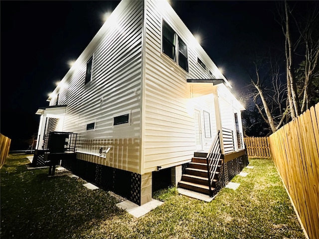 610 E 41st St Unit A B, Houston, TX 77022 - view of property exterior at twilight