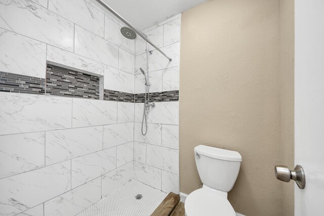 2257 County Road 206, Alvin, TX 77511 - full bath with a tile shower and toilet
