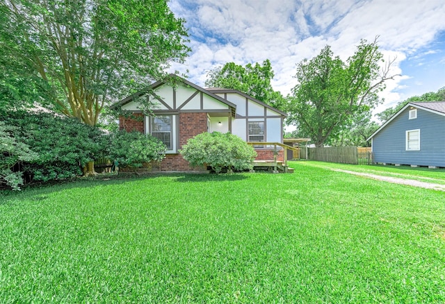 601 W Dumble St, Alvin, TX 77511 - photo 2