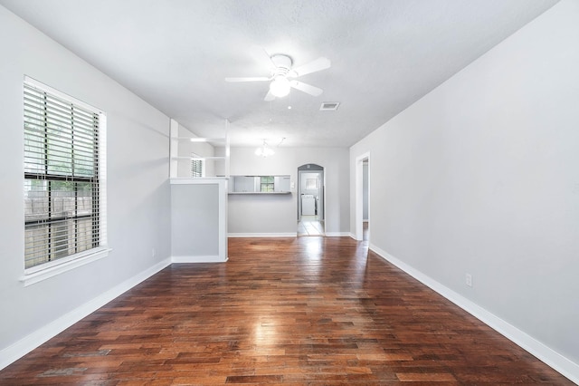 601 W Dumble St, Alvin, TX 77511 - photo 8