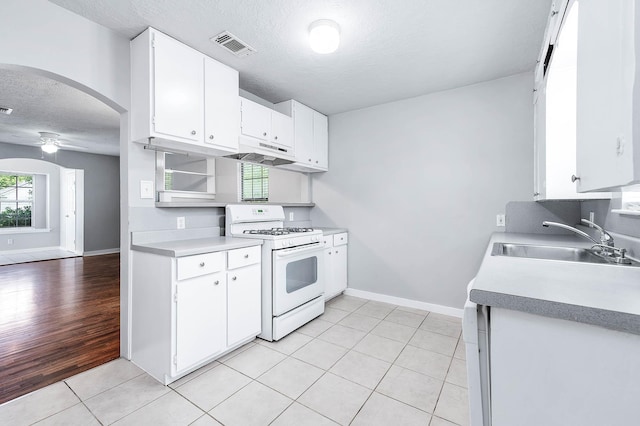 601 W Dumble St, Alvin, TX 77511 - photo 12