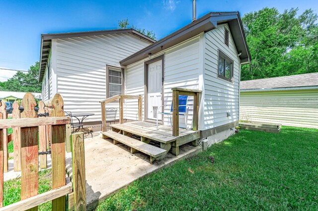 601 W Dumble St, Alvin, TX 77511 - photo 21