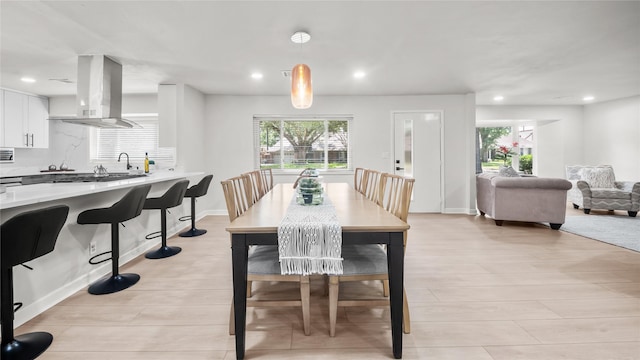9210 Linkmeadow Ln, Houston, TX 77025 - dining area featuring recessed lighting and baseboards
