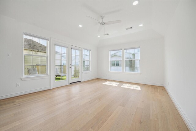 2813 Clinton Dr, Houston, TX 77020 - unfurnished living room featuring light wood-style flooring, ceiling fan, recessed lighting, and baseboards