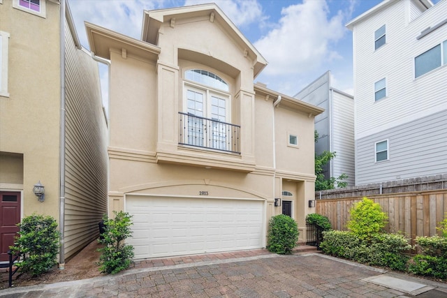 2813 Clinton Dr, Houston, TX 77020 - photo 2