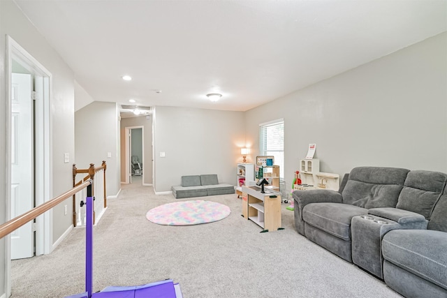 living area with carpet, recessed lighting, and baseboards