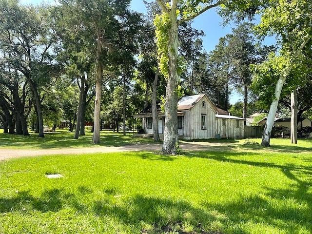 6211 Gresham St, Wallis, TX 77485 - photo 7