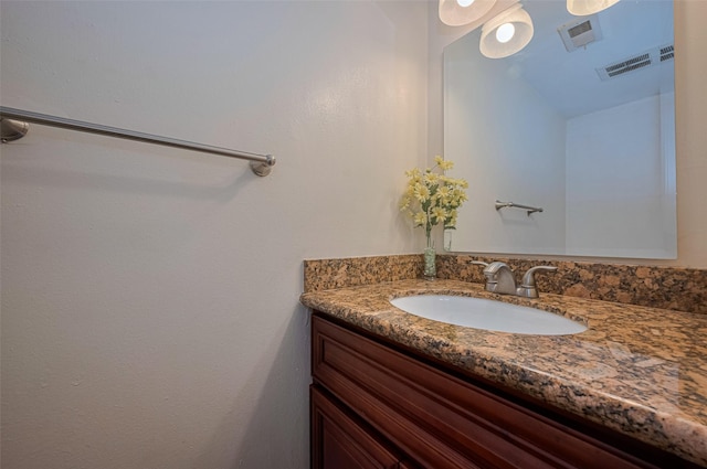 13040 Trail Hollow Dr Unit 3040, Houston, TX 77079 - bathroom featuring vanity