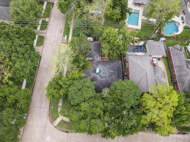 bird's eye view of a pool area